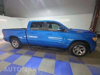 2022 Ram 1500 Big Horn Crew Cab Medium Bed - miniatura 4