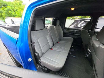 2022 Ram 1500 Big Horn Crew Cab Medium Bed – miniatura 16