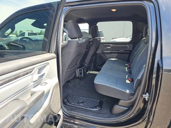 2022 Ram 1500 Big Horn Crew Cab Medium Bed – miniatura 13