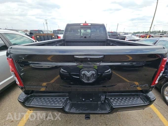 2022 Ram 1500 Big Horn Crew Cab Medium Bed - miniatura 5