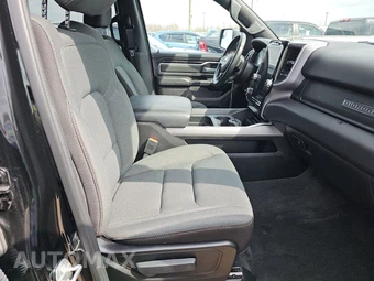 2022 Ram 1500 Big Horn Crew Cab Medium Bed - miniatura 8