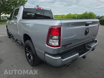 2022 Ram 1500 Big Horn Crew Cab Medium Bed - miniatura 6
