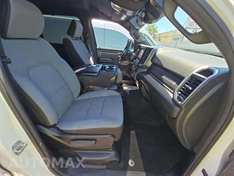 2022 Ram 1500 Big Horn Crew Cab Medium Bed - miniatura 18