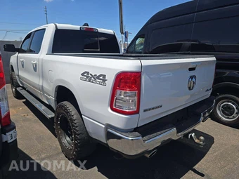 2022 Ram 1500 Big Horn Crew Cab Medium Bed - miniatura 2