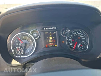 2022 Ram 1500 Big Horn Crew Cab Medium Bed - miniatura 9