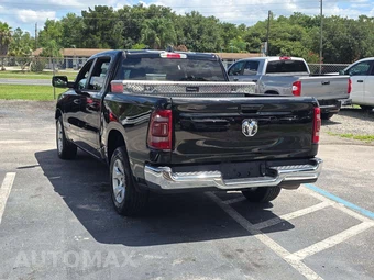 2022 Ram 1500 Big Horn Crew Cab Short Bed - miniatura 2