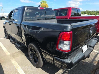 2022 Ram 1500 Big Horn Crew Cab Short Bed - miniatura 2
