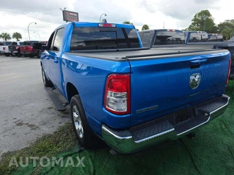 2022 Ram 1500 Big Horn Crew Cab Short Bed - miniatura 2