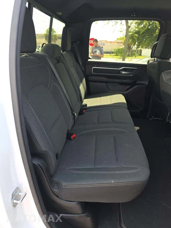 2022 Ram 1500 Big Horn Crew Cab Short Bed - miniatura 16