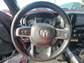 2022 Ram 1500 Big Horn Crew Cab Short Bed - miniatura 10