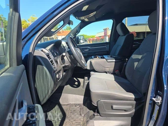 2022 Ram 1500 Big Horn Crew Cab Short Bed - miniatura 3