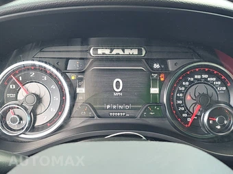 2022 Ram 1500 Big Horn Crew Cab Short Bed - miniatura 12