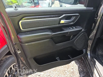 2022 Ram 1500 Big Horn Crew Cab Short Bed - miniatura 9