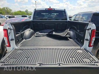 2022 Ram 1500 Big Horn Crew Cab Short Bed - miniatura 16