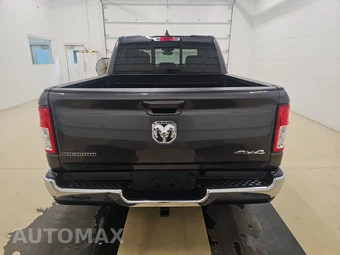 2022 Ram 1500 Big Horn Crew Cab Short Bed - miniatura 5