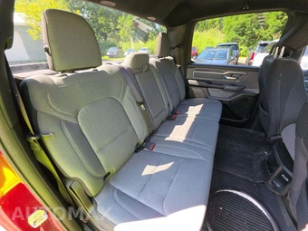 2022 Ram 1500 Big Horn Crew Cab Short Bed - miniatura 13