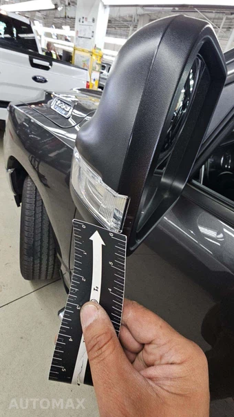 2022 Ram 1500 Big Horn Crew Cab Short Bed - miniatura 30