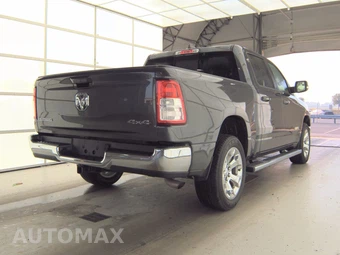 2022 Ram 1500 Big Horn Crew Cab Short Bed - miniatura 4