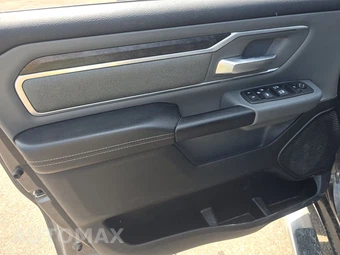 2022 Ram 1500 Big Horn Crew Cab Short Bed - miniatura 9