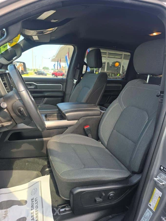 2022 Ram 1500 Big Horn Crew Cab Short Bed - miniatura 6