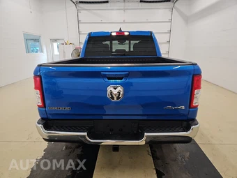 2022 Ram 1500 Big Horn Crew Cab Short Bed - miniatura 5
