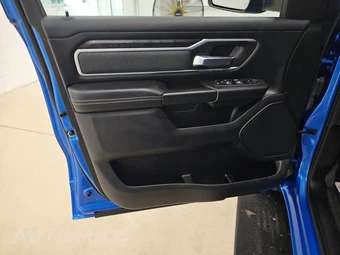 2022 Ram 1500 Big Horn Crew Cab Short Bed - miniatura 9