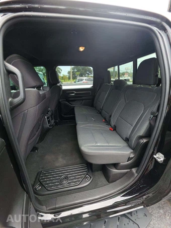 2022 Ram 1500 Big Horn Crew Cab Short Bed - miniatura 13