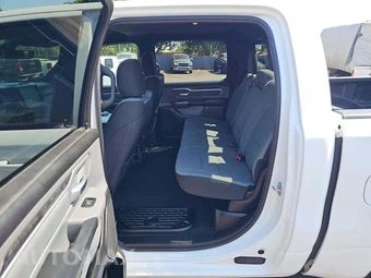 2022 Ram 1500 Big Horn Crew Cab Short Bed - miniatura 10
