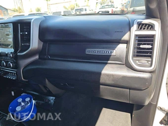 2022 Ram 1500 Big Horn Crew Cab Short Bed - miniatura 16