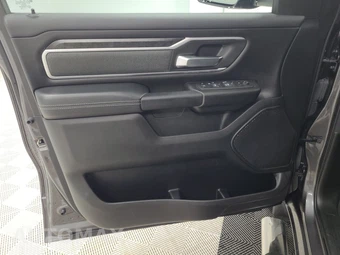 2022 Ram 1500 Big Horn Crew Cab Short Bed - miniatura 9