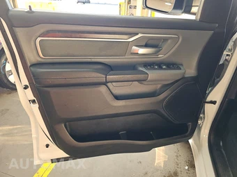 2022 Ram 1500 Big Horn Crew Cab Short Bed - miniatura 9