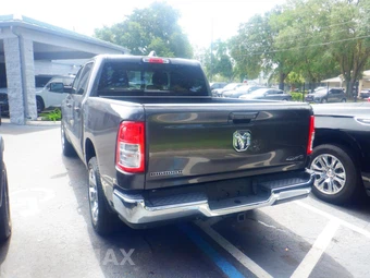 2022 Ram 1500 Big Horn Crew Cab Short Bed - miniatura 12