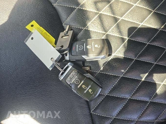 2022 Ram 1500 Big Horn Crew Cab Short Bed - miniatura 8
