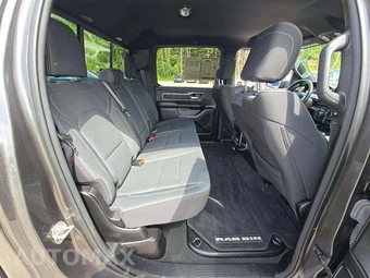 2022 Ram 1500 Big Horn Crew Cab Short Bed - miniatura 13