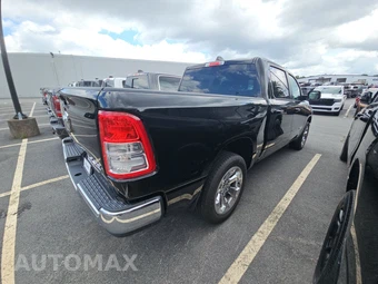 2022 Ram 1500 Big Horn Crew Cab Short Bed - miniatura 4