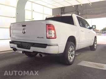 2022 Ram 1500 Big Horn Crew Cab Short Bed - miniatura 4