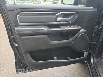 2022 Ram 1500 Big Horn Crew Cab Short Bed - miniatura 9