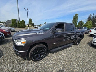 2022 Ram 1500 Big Horn Crew Cab Short Bed - samochód z USA z aukcji Manheim, oferta Kup Teraz w AUTOMAX