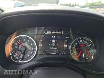 2022 Ram 1500 Big Horn Crew Cab Short Bed - miniatura 9
