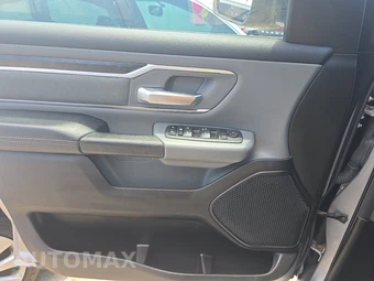2022 Ram 1500 Big Horn Crew Cab Short Bed - miniatura 9