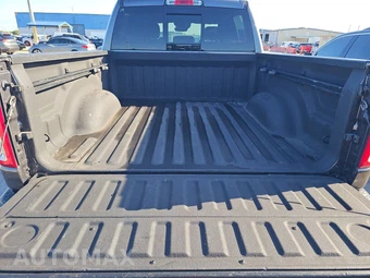 2022 Ram 1500 Big Horn Crew Cab Short Bed - miniatura 16