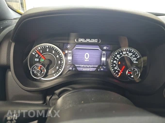 2022 Ram 1500 Big Horn Crew Cab Short Bed - miniatura 12