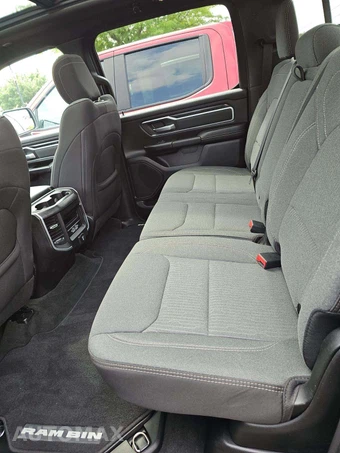 2022 Ram 1500 Big Horn Crew Cab Short Bed - miniatura 13