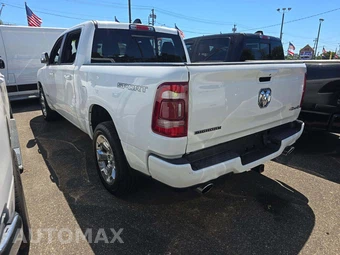 2022 Ram 1500 Big Horn Crew Cab Short Bed - miniatura 2