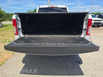2022 Ram 1500 Big Horn Extended Cab Medium Bed - miniatura 11