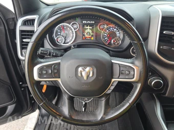 2022 Ram 1500 Big Horn Extended Cab Medium Bed – miniatura 10