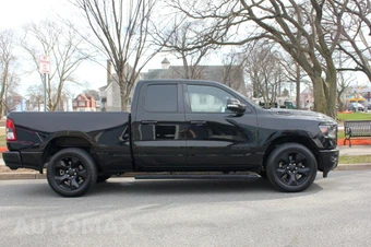 2022 Ram 1500 Big Horn Extended Cab Medium Bed - miniatura 3