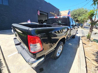 2022 Ram 1500 Big Horn Extended Cab Medium Bed - miniatura 3
