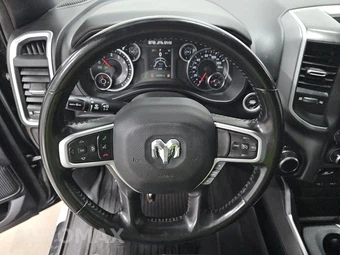 2022 Ram 1500 Big Horn Extended Cab Medium Bed - miniatura 10