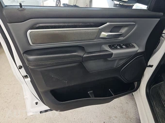 2022 Ram 1500 Big Horn Extended Cab Medium Bed - miniatura 9